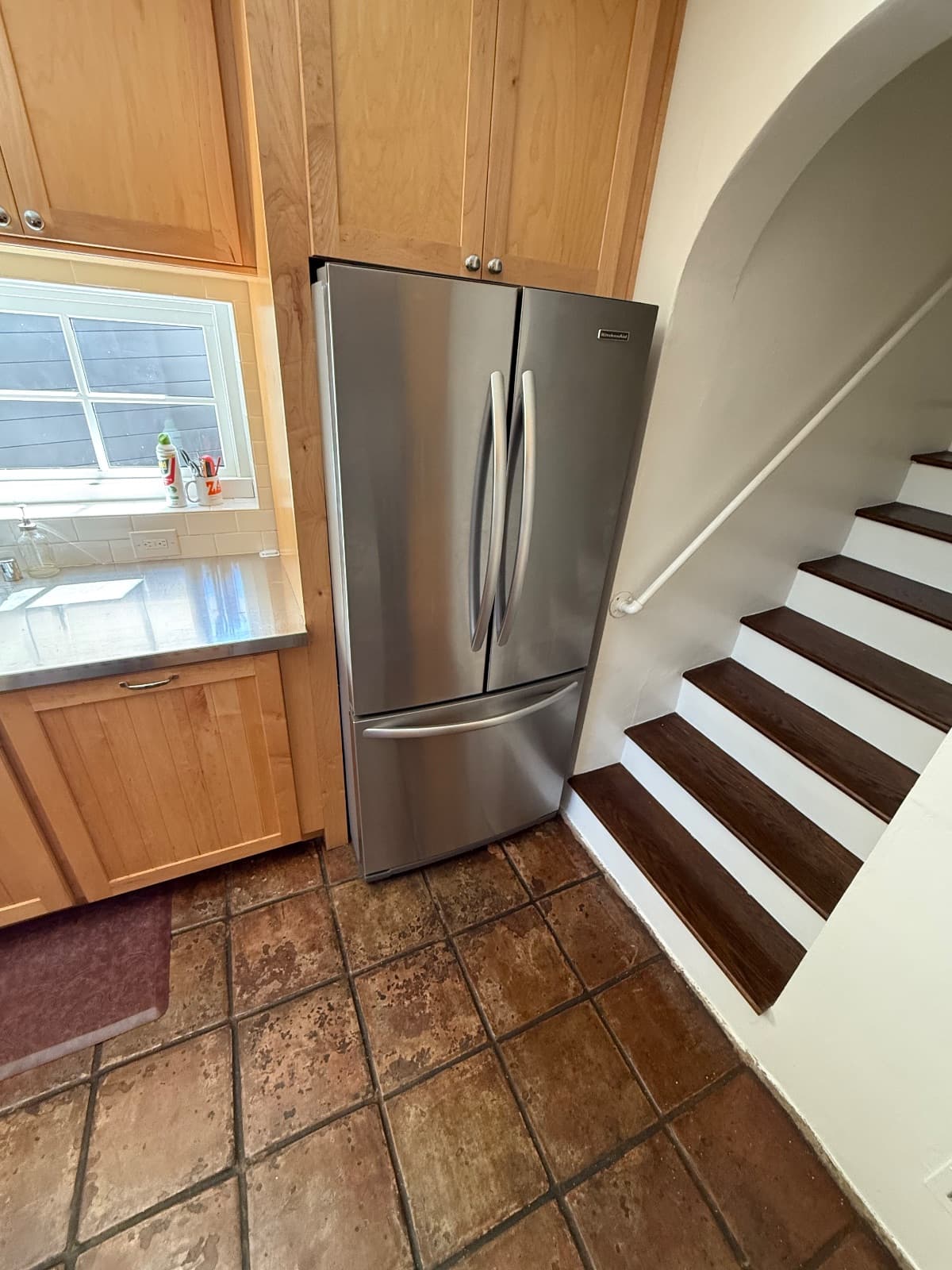 Completed refrigerator repair work in Los Angeles by iRoss Appliance Repair