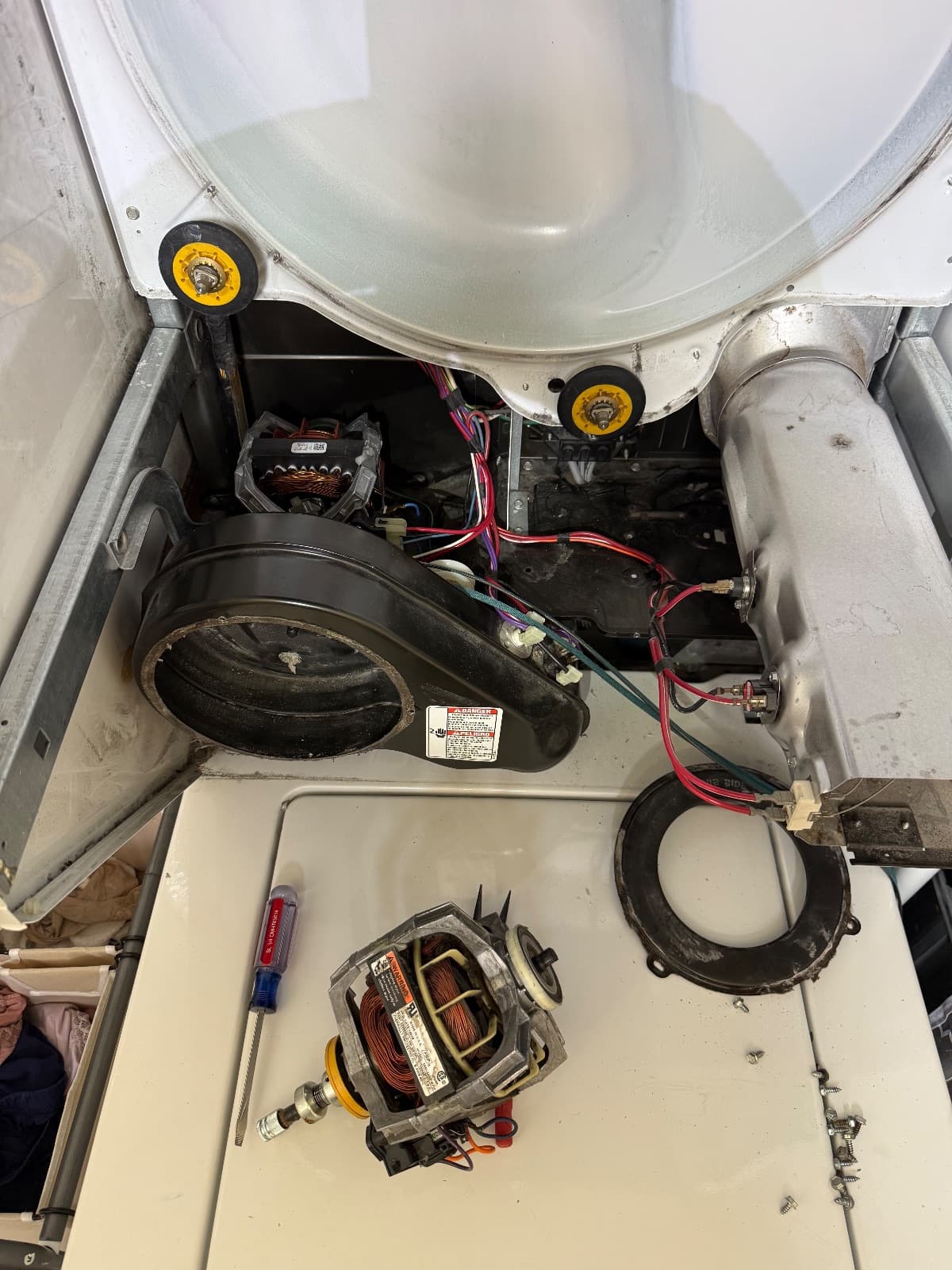 Kenmore dryer repair service in Woodland Hills, CA — job photo by iRoss Appliance Repair