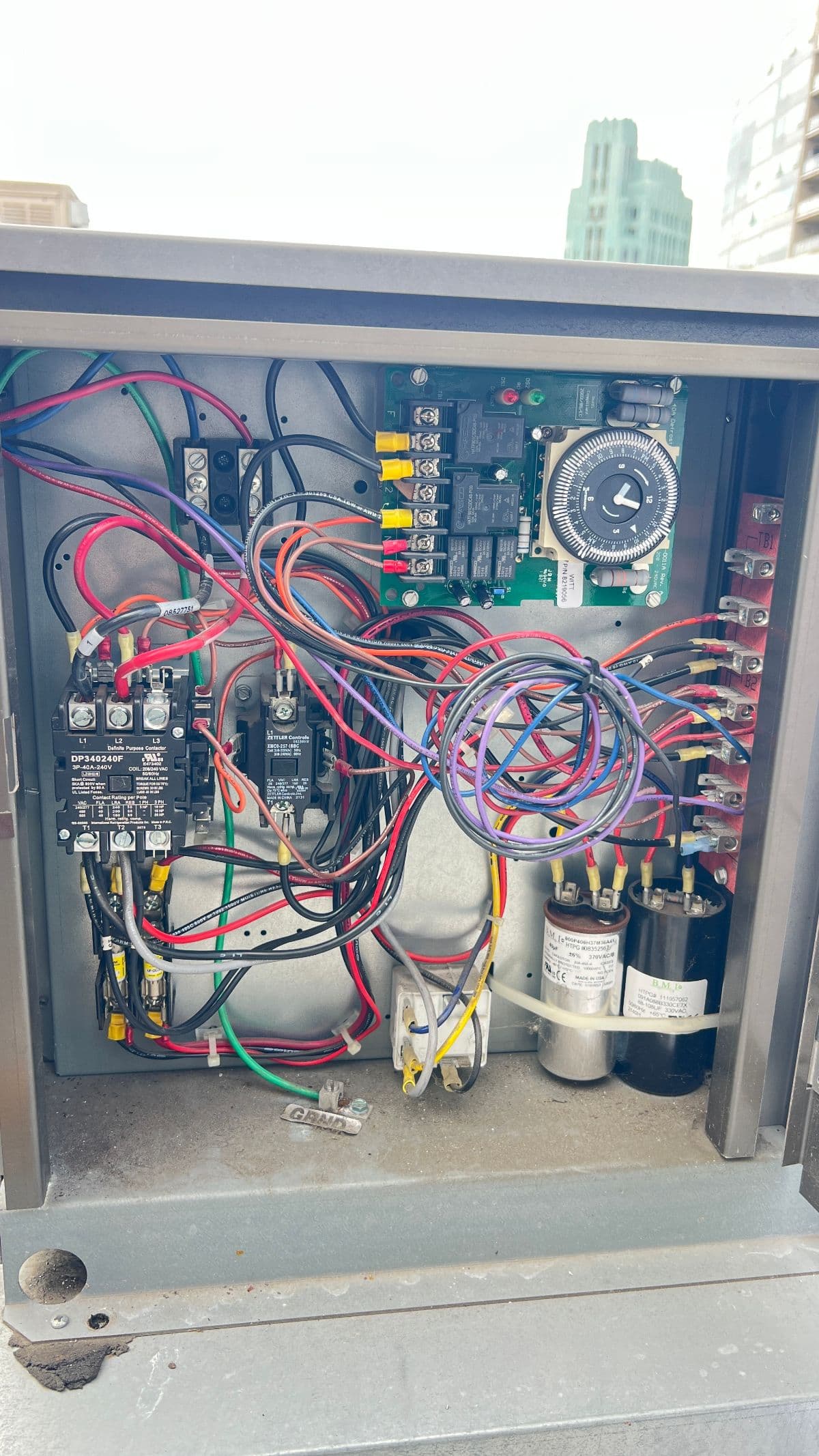 Trenton walk-in freezer repair service in Burbank, CA — job photo by TECHMEETING LLC COMMERCIAL REFRIGERATION REPAIR